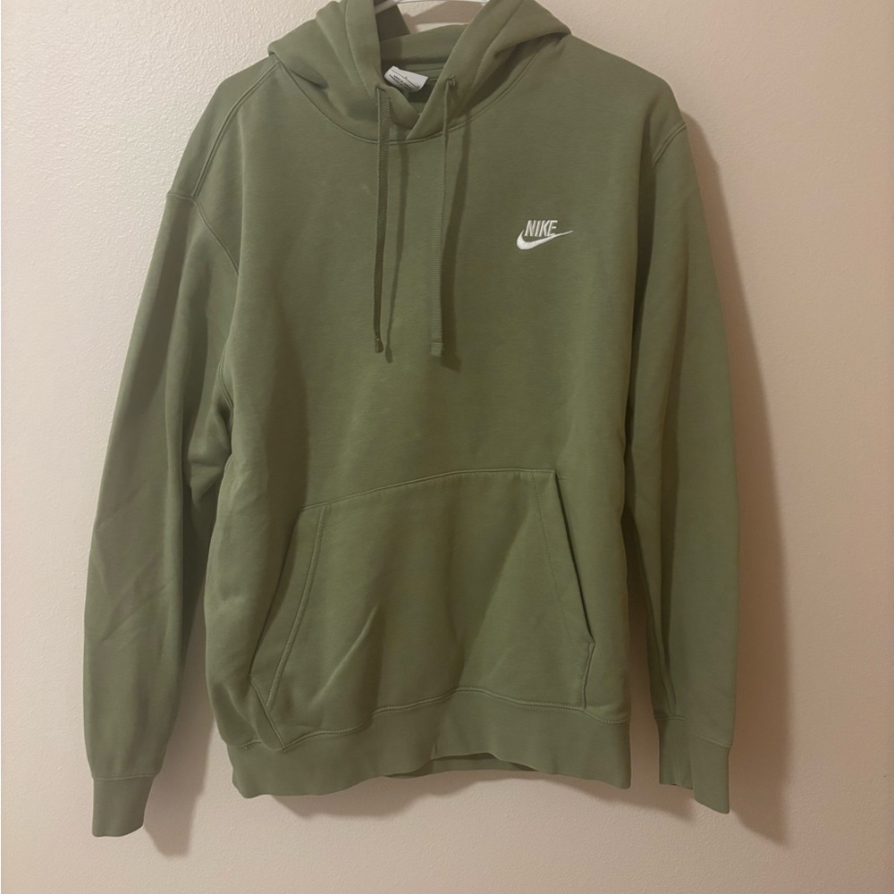 Nike Men's Hoodie in Olive